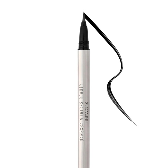 Eyeliner - Picture 6 of 9